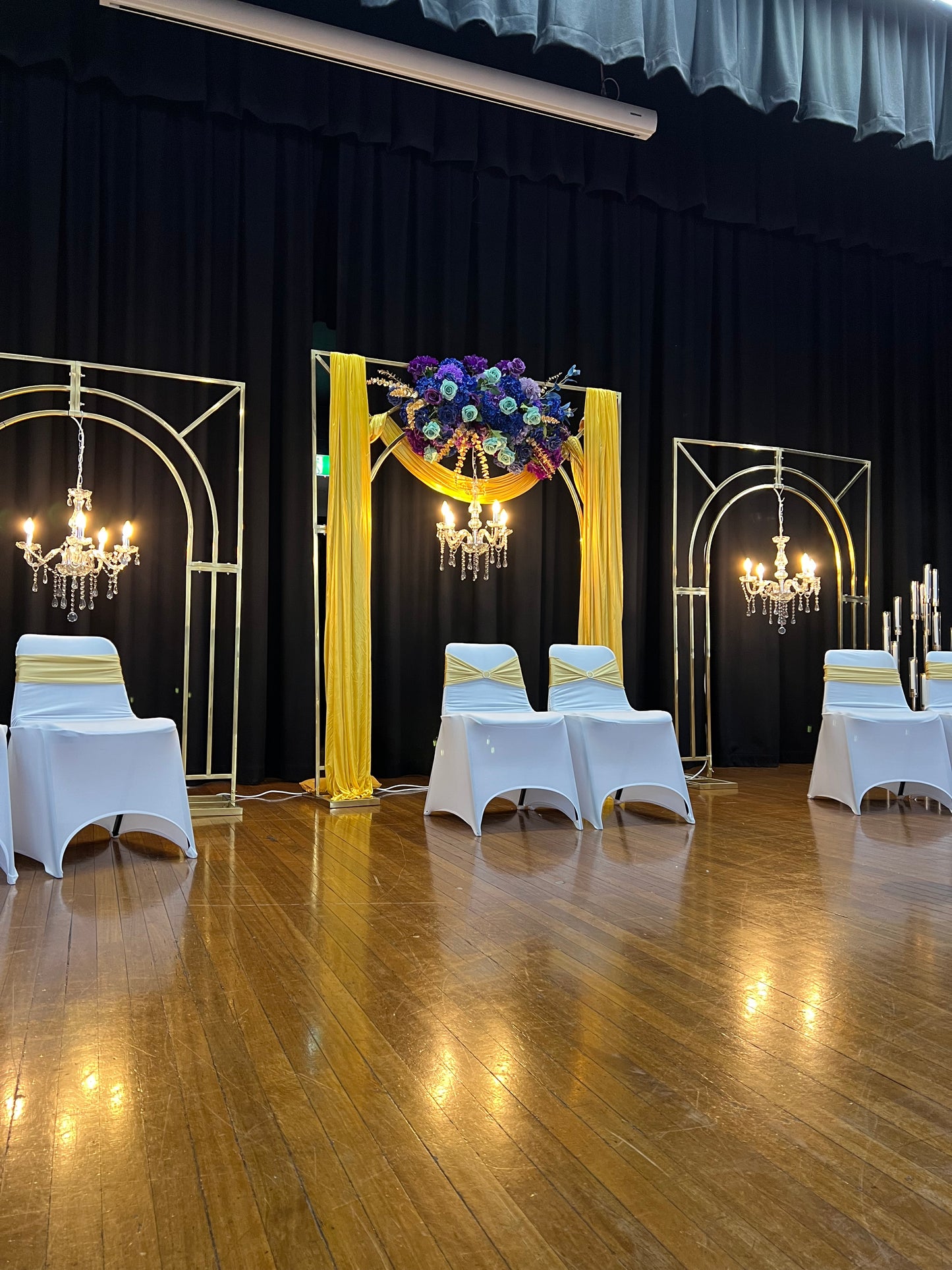 Basic Gold Trio Backdrop Package 001