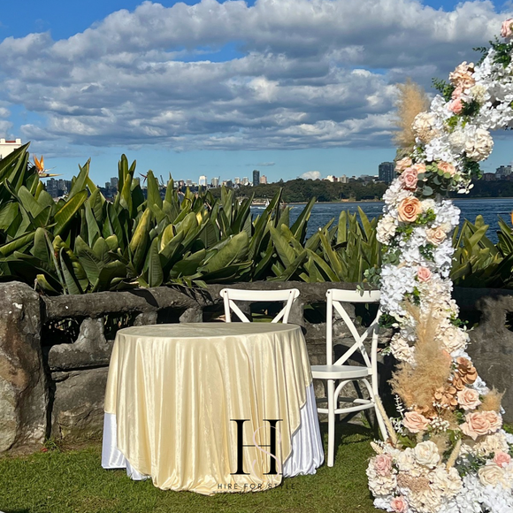 Add on - Round Signing Table with Tablecloth & Ivory Overlay