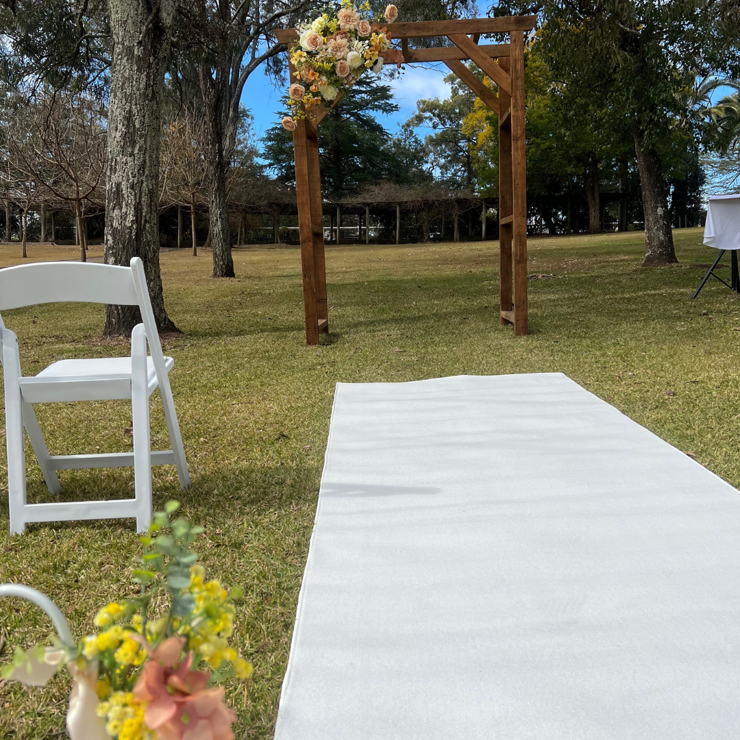 W101 Macarthur Park Wedding Ceremony Package with Large Wooden Arbour & Gladiator Chairs